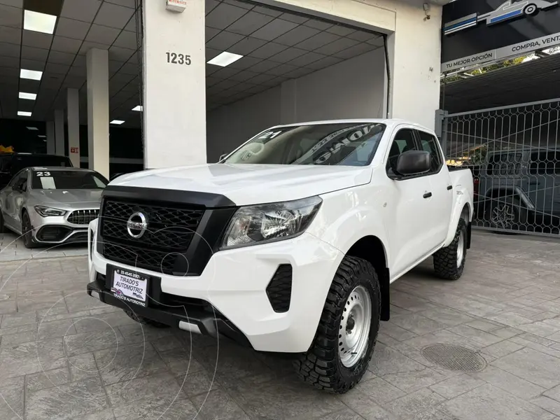Foto Nissan NP300 Frontier LE Diesel 4x4 A/A Aut usado (2021) color Blanco precio $369,900