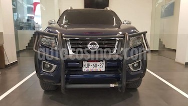 Nissan NP300 Frontier 4P LE DIESEL L4/2.5/T 4X4 AUT usado (2020) color Azul Marino precio $565,500