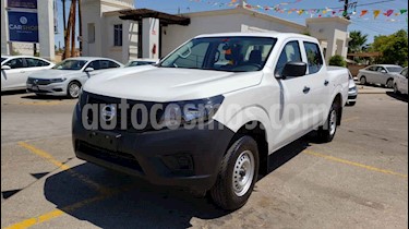 Foto venta Auto usado Nissan NP300 2.4L Doble Cabina S A/A (2019) color Blanco precio $299,800