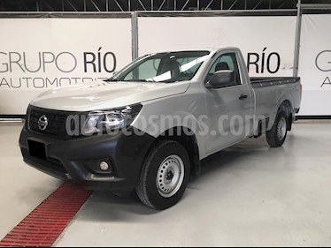foto Nissan NP300 2.5L Pick-up Dh A/A Paquete de Seguridad usado (2016) color Plata precio $228,000