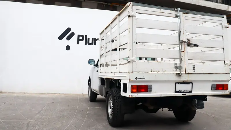 nissan np300