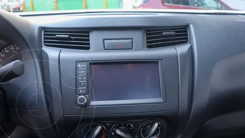 nissan np300