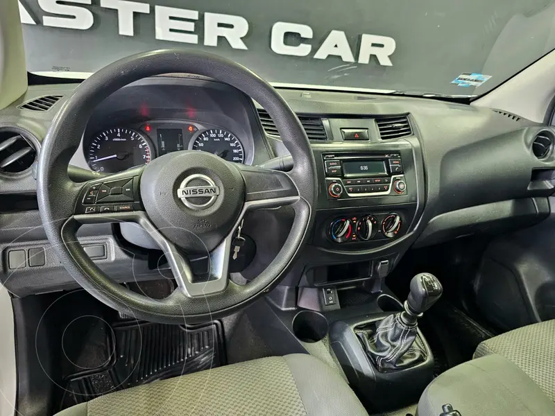 nissan np300