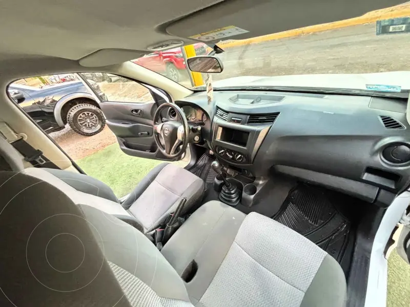 nissan np300