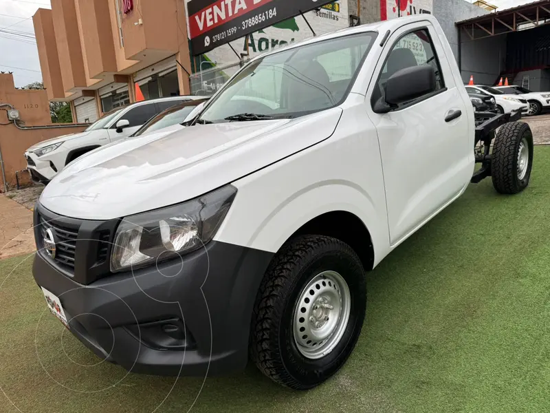 Foto Nissan NP300 2.5L Chasis Cabina Dh Paquete de Seguridad usado (2019) color Blanco financiado en mensualidades(enganche $110,000 mensualidades desde $8,410)