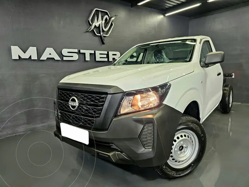 Foto Nissan NP300 Chasis VDC usado (2025) color Blanco precio $439,000