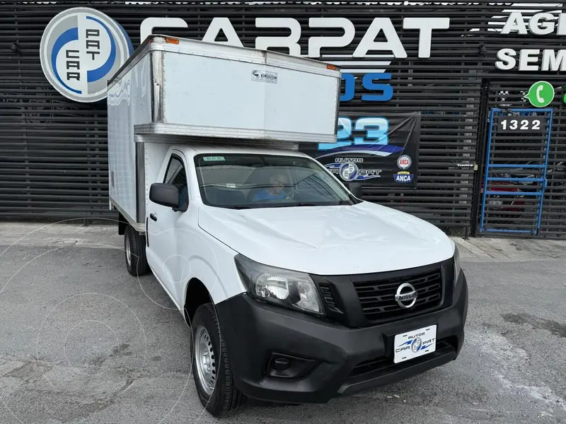 Foto Nissan NP300 2.5L Chasis Cabina Dh A/A Paquete de Seguridad usado (2018) color Blanco precio $289,000