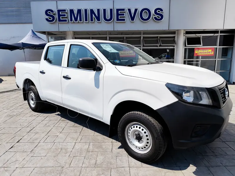Foto Nissan NP300 2.5L Doble Cabina S A/A Paquete de Seguridad usado (2020) color Blanco financiado en mensualidades(enganche $107,850 mensualidades desde $7,938)