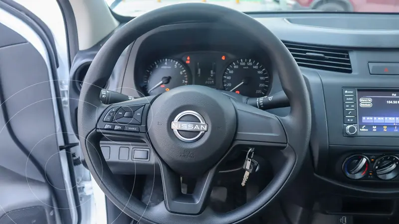 nissan np300