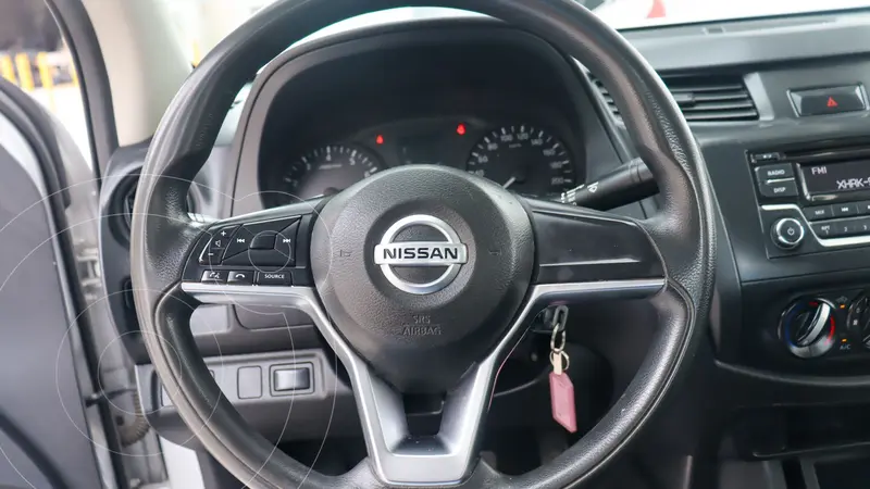 nissan np300