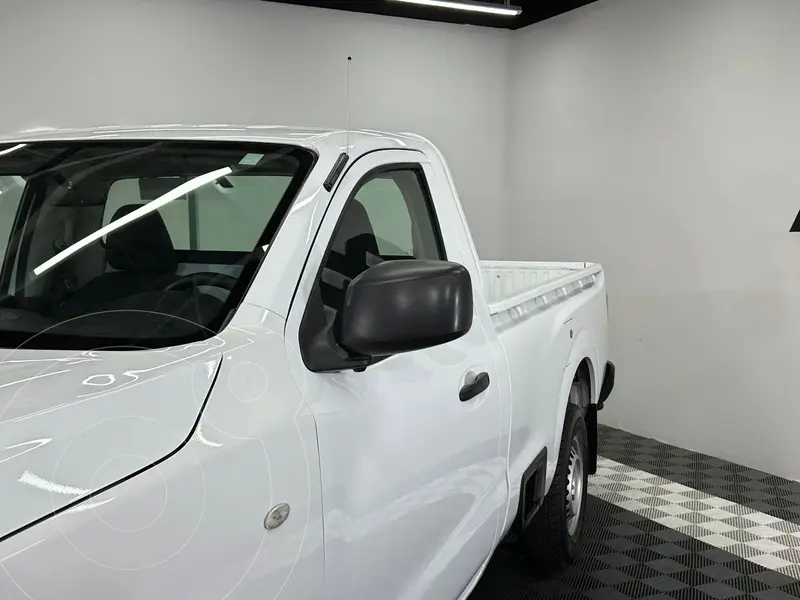 nissan np300