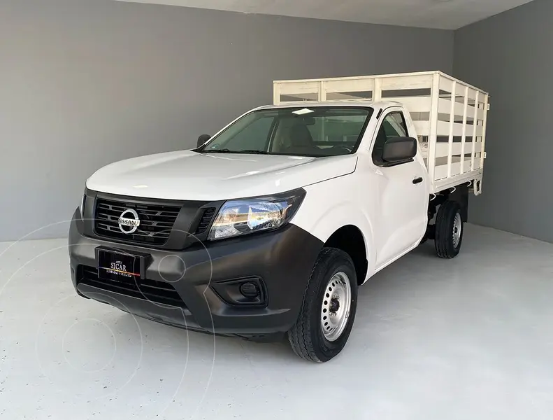 Foto Nissan NP300 2.5L Estacas Dh A/A Paquete de Seguridad usado (2020) color Blanco precio $319,000