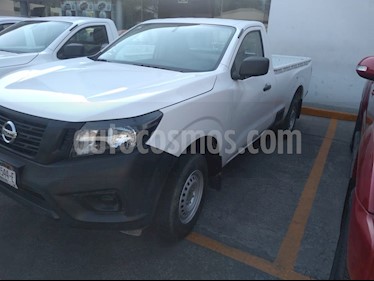 Nissan NP300 2.5L Pick-up Dh A/A Paquete de Seguridad usado (2018) color Blanco precio $262,000
