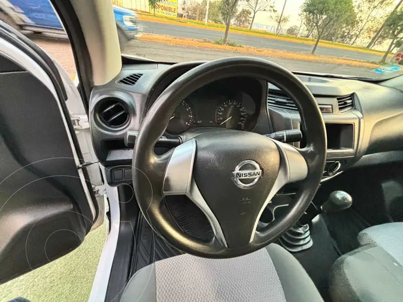 nissan np300
