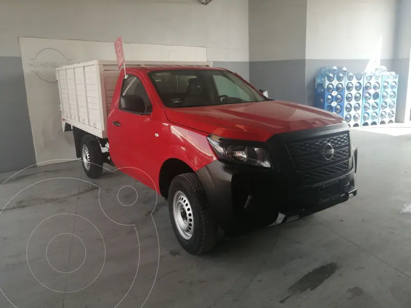 Foto Nissan NP300 Chasis usado (2023) color Rojo financiado en mensualidades(enganche $151,495 mensualidades desde $7,230)