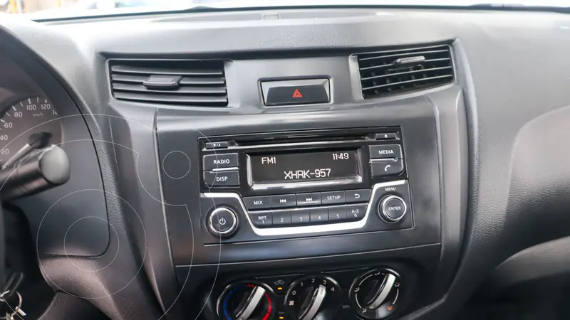 nissan np300