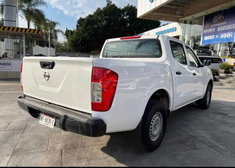 nissan np300