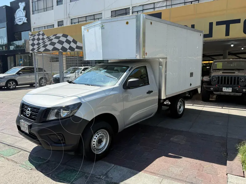 Foto Nissan NP300 2.5L Chasis Cabina Dh Paquete de Seguridad usado (2018) color Plata precio $298,000