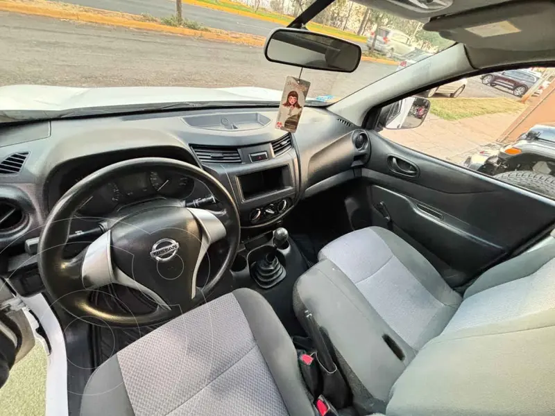 nissan np300