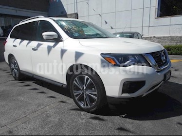 foto Nissan Pathfinder 5p Exclusive V6/3.5 Aut AWD usado (2017) color Blanco precio $468,000