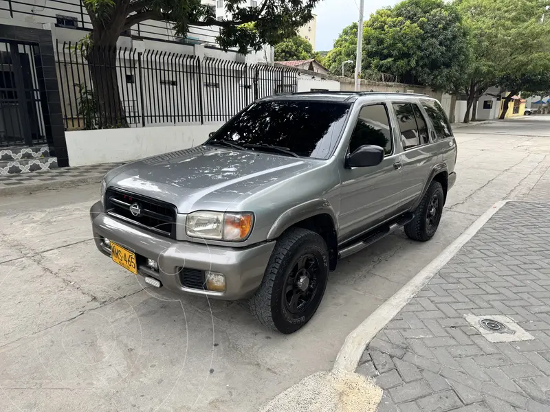 2000 Nissan Pathfinder Exclusive