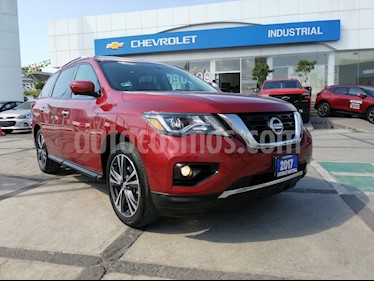 Foto venta Auto usado Nissan Pathfinder Exclusive 4x4 (2017) color Rojo precio $490,000