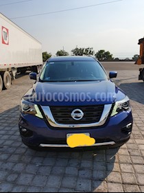 Foto Nissan Pathfinder Exclusive 4x4 usado (2017) color Azul Metalico precio $580,000