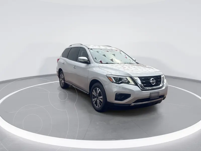 Foto Nissan Pathfinder Sense usado (2018) color plateado precio $339,000