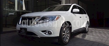 Nissan Pathfinder Advance usado (2014) color Blanco precio $275,000