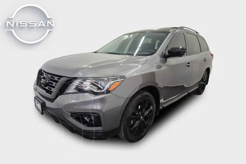 Foto Nissan Pathfinder Exclusive Midnight Edition 4x4 usado (2018) color Gris precio $495,000