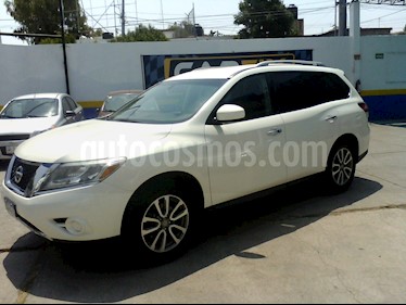Foto Nissan Pathfinder Sense usado (2016) color Blanco precio $300,500