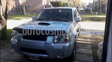 foto Nissan Pick Up DC AX 4x4 2.7 D usado (2006) color Gris Claro precio $380.000