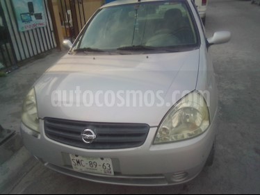 Nissan Platina A 1.6L usado (2005) color Gris Plata precio $37,000