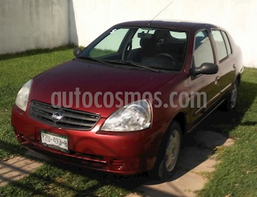 Nissan Platina K 1.6L AC usado (2006) color Rojo precio $44,800