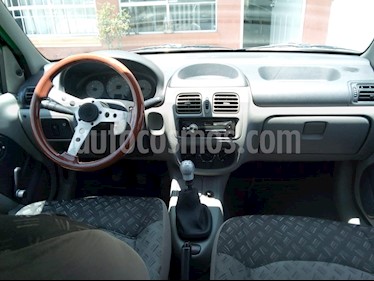 Foto Nissan Platina Q 1.6L Ac usado (2005) color Azul precio $35,000