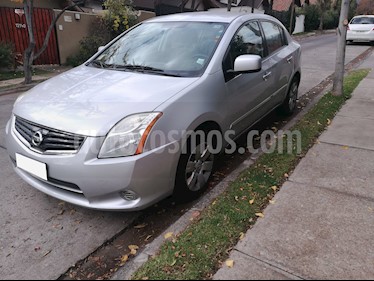 foto Nissan Sentra 2.0 usado (2010) color Gris precio $4.300.000
