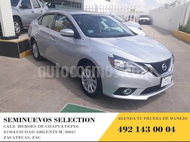 Foto venta Auto usado Nissan Sentra 4p Advance L4/1.8 Man (2018) color Plata precio $225,000