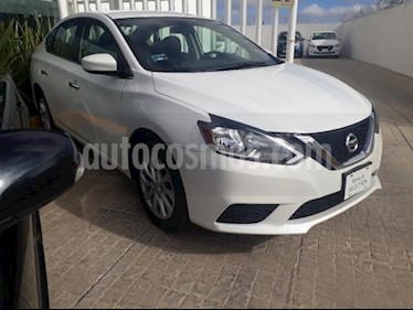 foto Nissan Sentra 4p Sense L4/1.8 Man usado (2017) color Blanco precio $195,000