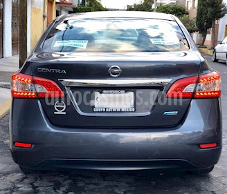 Nissan Sentra Advance Aut usado (2013) color Gris Oxford precio $135,000