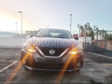 foto Nissan Sentra Advance Aut usado (2017) color Azul precio $219,000