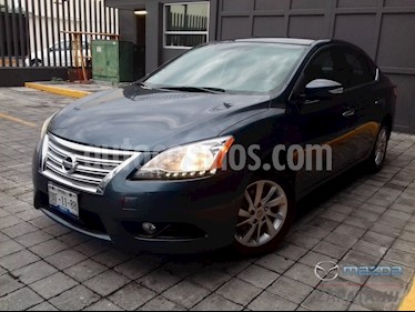 foto Nissan Sentra Advance usado (2016) color Azul Eléctrico precio $170,000