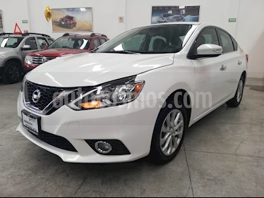 foto Nissan Sentra Advance usado (2017) color Blanco precio $200,000