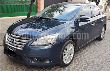 foto Nissan Sentra Exclusive CVT Safety Pack usado (2015) color Azul Orión precio $690.000