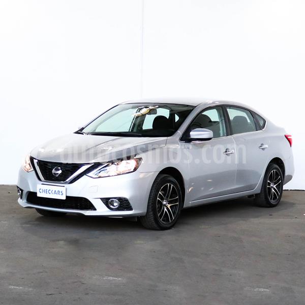 foto Nissan Sentra Advance usado (2017) color Plata precio $1.007.000