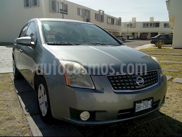 foto Nissan Sentra Custom usado (2007) color Gris precio $79,502