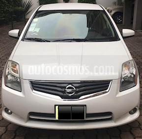 foto Nissan Sentra Emotion CVT Xtronic usado (2011) color Blanco precio $115,000