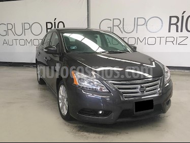 foto Nissan Sentra Exclusive NAVI Aut usado (2015) color Azul Oriental precio $179,000