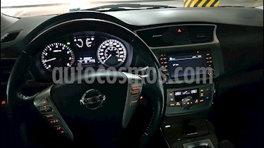 foto Nissan Sentra Exclusive NAVI Aut usado (2013) color Azul Oriental precio $132,000