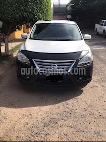 Nissan Sentra Exclusive NAVI Aut usado (2013) color Blanco precio $160,000