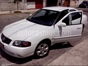 foto Nissan Sentra GXE L1 1.8L Aut usado (2006) color Blanco precio $58,000